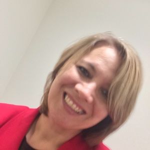 Meet your Posher, Carmella